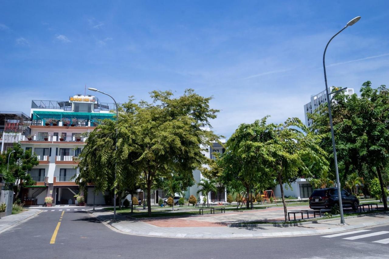 Отель Khach San Hoang Long Нячанг Экстерьер фото